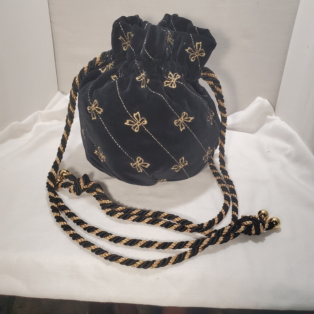 Black Velvet Drawstring Polti Evening Shoulder Bag Gold  Embroidery